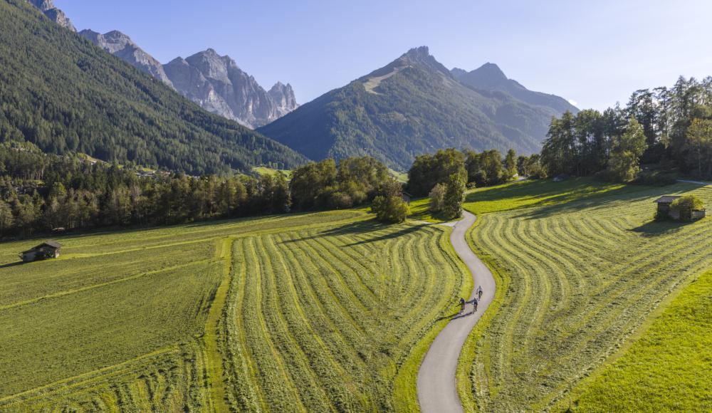 Mit der neuen Radroute 19 das Herz des Stubaitals entdecken