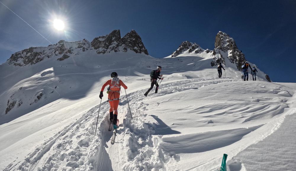Pierra Menta: Vier Tage am Limit – das österreichische Karpos-Team berichtet vom „Tour de France des Skibergsteigens