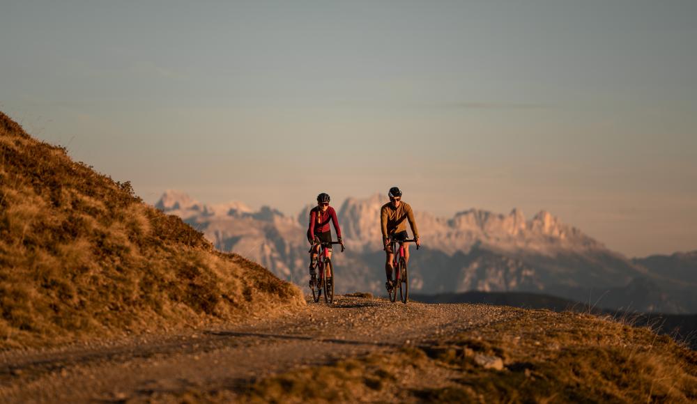 Südtirol neu entdeckt – auf schmalen Reifen durchs Meraner Land