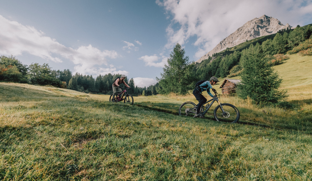 3-Länder Enduro Trails: Wo Landschaft keine Grenzen kennt, und Trails kein Ende