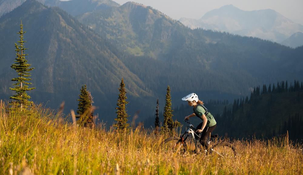 SWITCH FAST, RIDE YOUR WAY - Gewinne einen ABUS MTB Helm