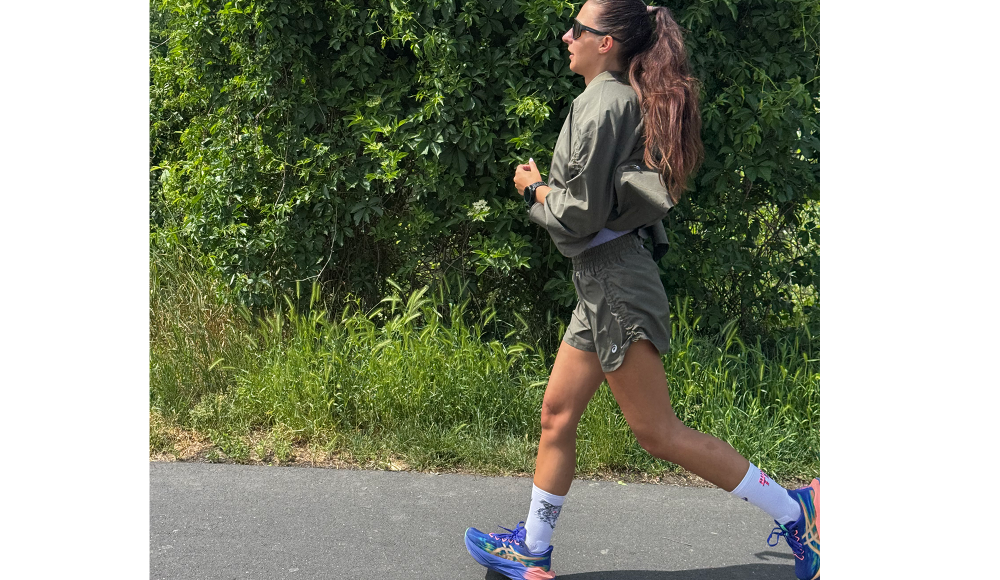 Vollständig ausgerüstet von ASICS - Veronika testet Laufschuh und Outfit