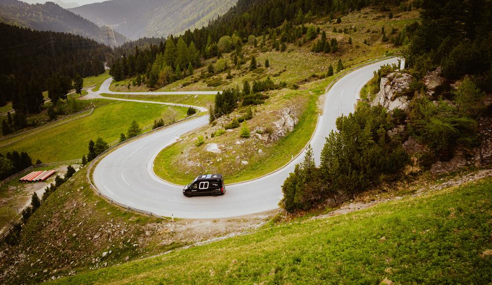 60 JAHRE BERGHAUS. EIN JAHR VANLIFE ZU GEWINNEN.