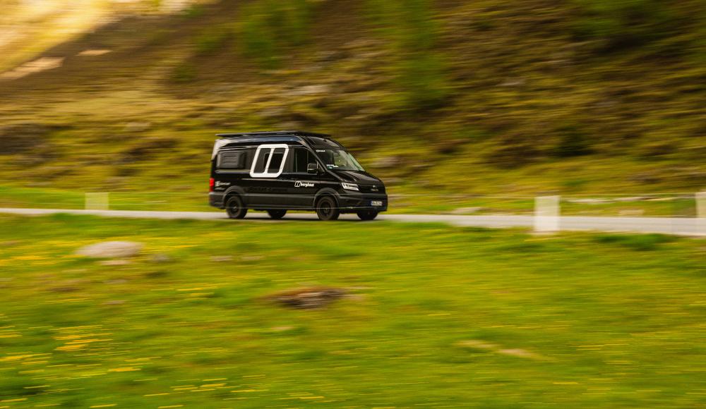 60 JAHRE BERGHAUS. EIN JAHR VANLIFE ZU GEWINNEN.