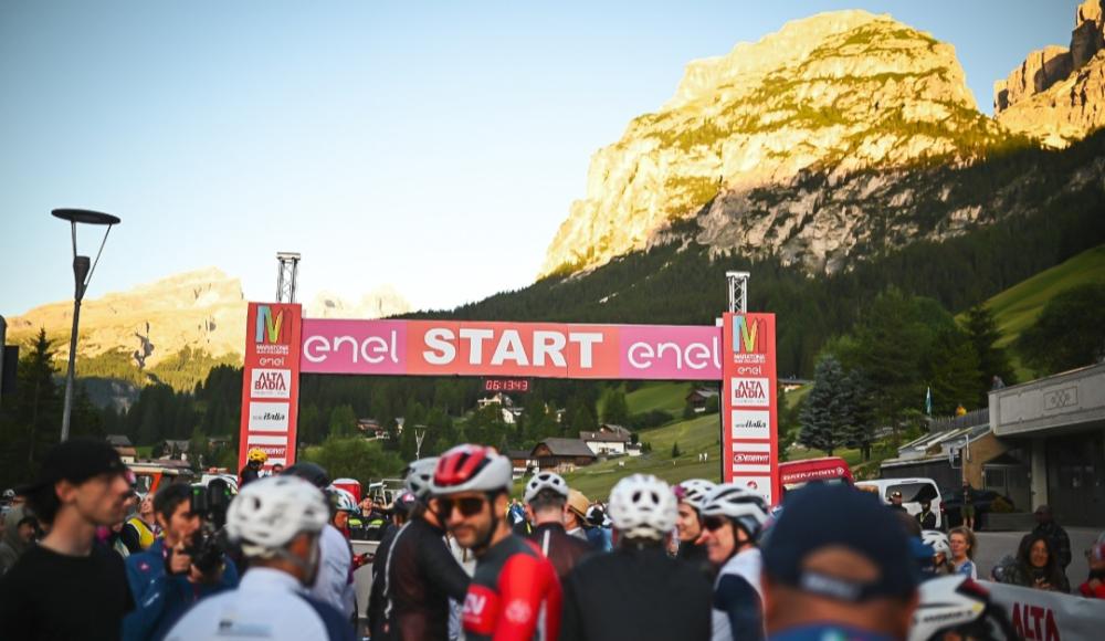 Purer Radsportgenuss in den Dolomiten: SPORTaktiv bei der Maratona dles Dolomites 2026