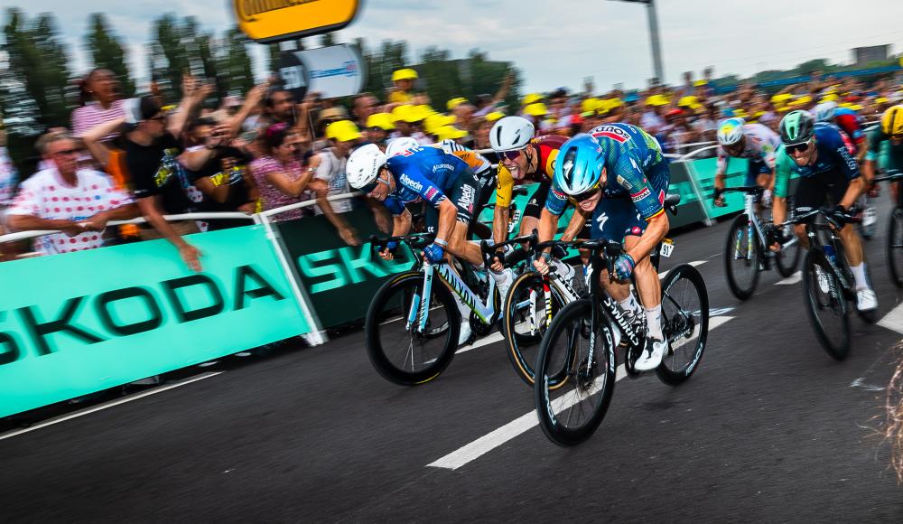 Ein Tag für die Ewigkeit: Zwei SPORTaktiv-Leser erleben die Tour de France als Skoda-VIPs hautnah